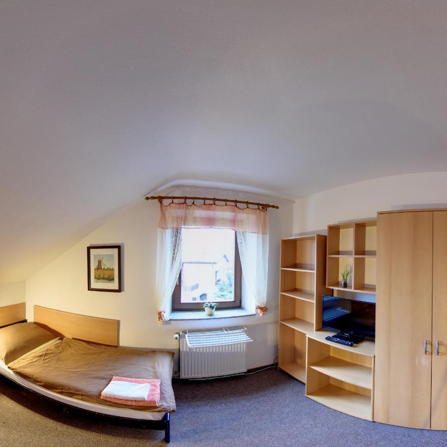 Penzion U Lesa Ceske Budejovice Buitenkant foto