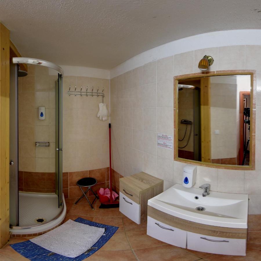 Penzion U Lesa Ceske Budejovice Buitenkant foto